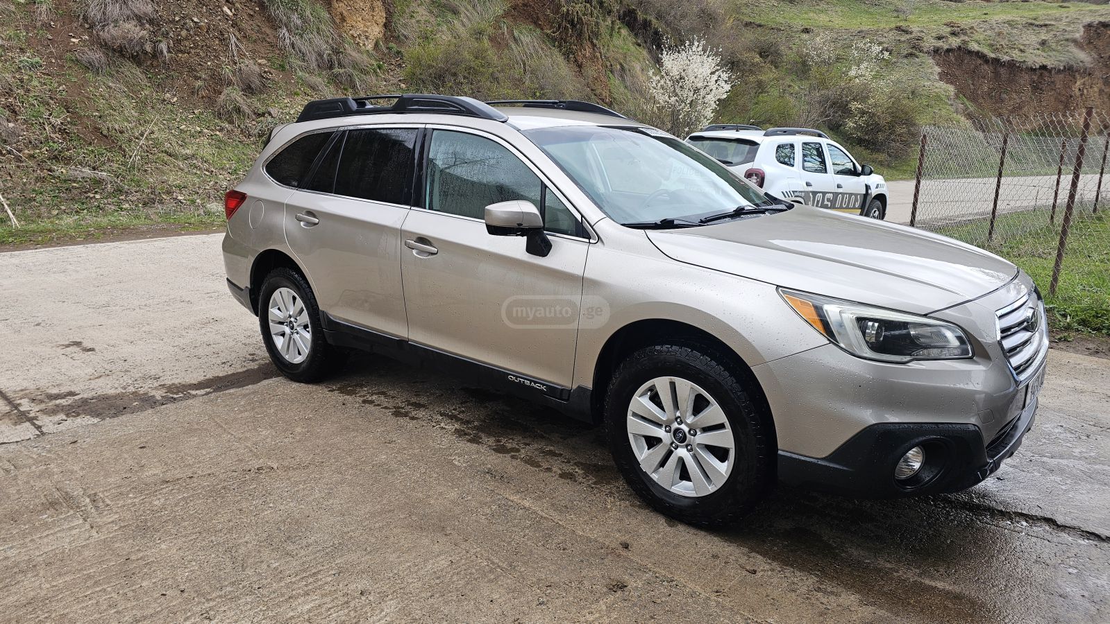 Subaru Outback - фото 2