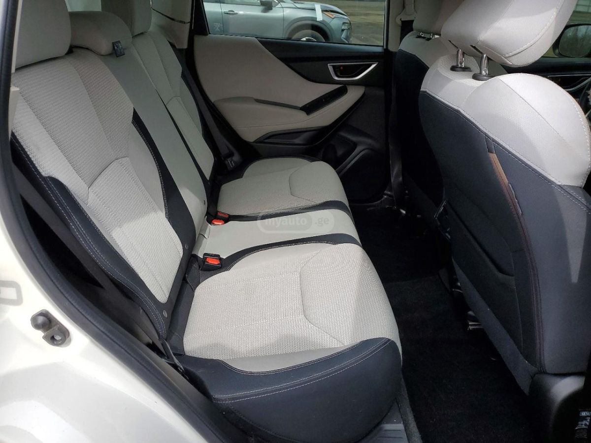 Subaru Forester - фото 12