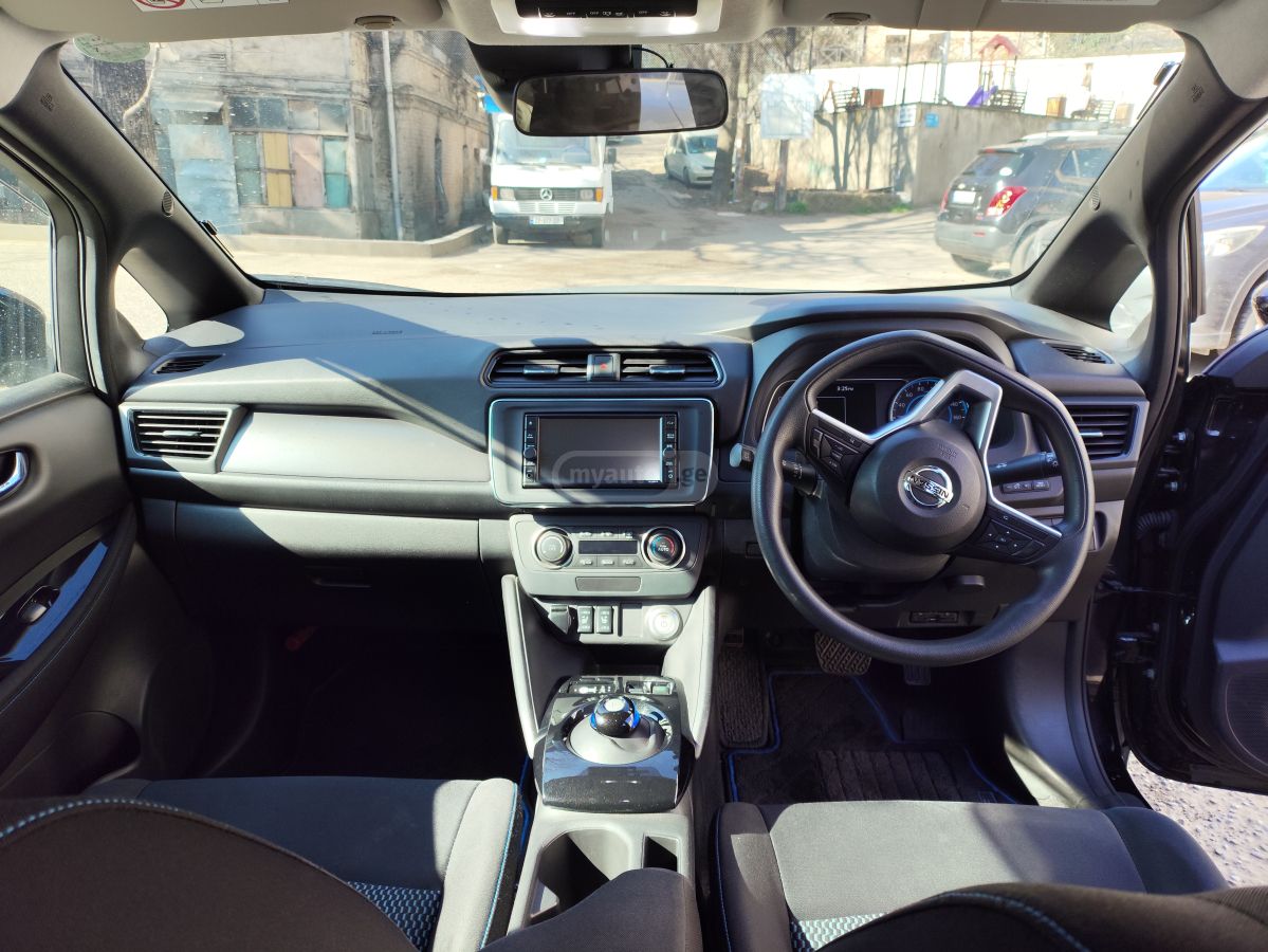 Nissan Leaf - фото 8