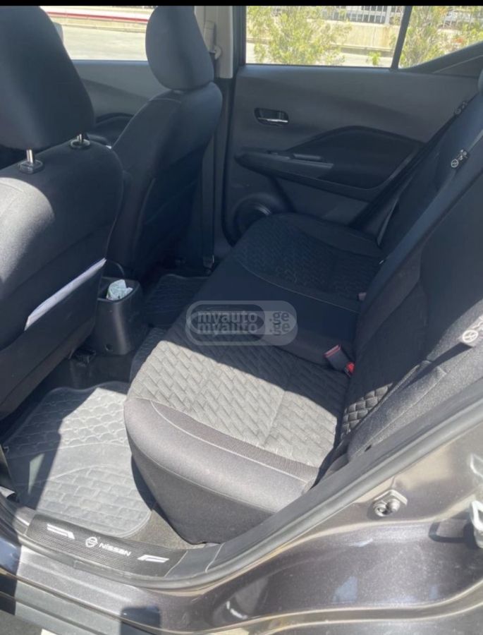 Nissan Kicks 2023 — миниатюра 10