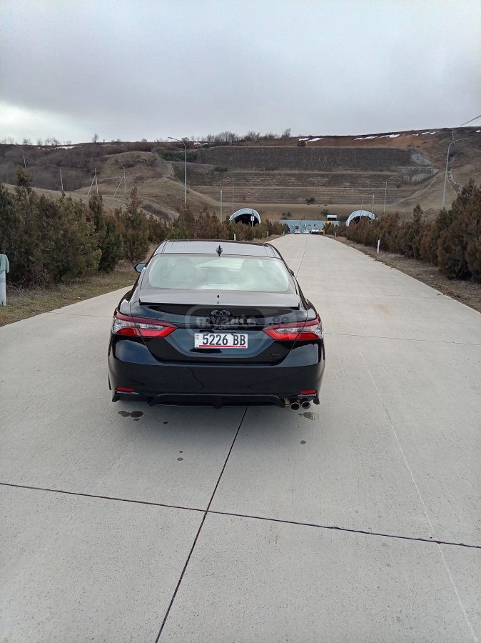 Toyota SE 4dr All-Wheel Drive Sedan A — миниатюра 10