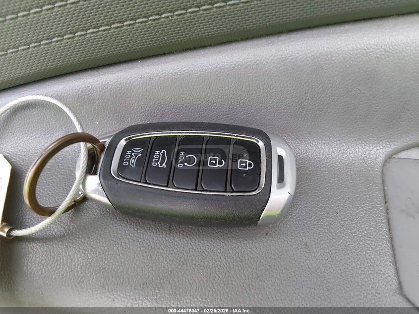 Hyundai Elantra - фото 10