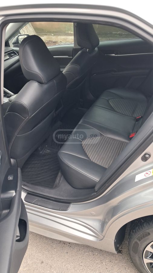 Toyota Camry - фото 13