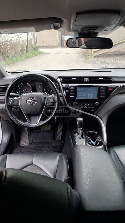 Toyota Camry - фото 14