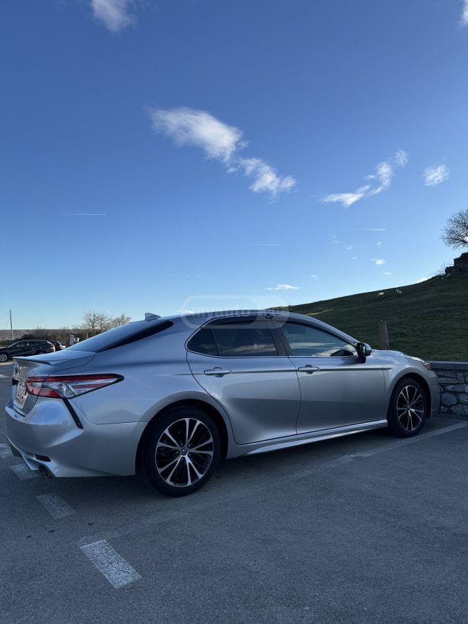 Toyota Camry - фото 6