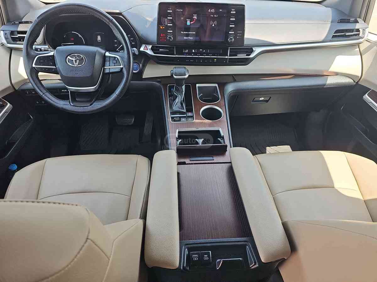 Toyota Toyota Sienna — миниатюра 9