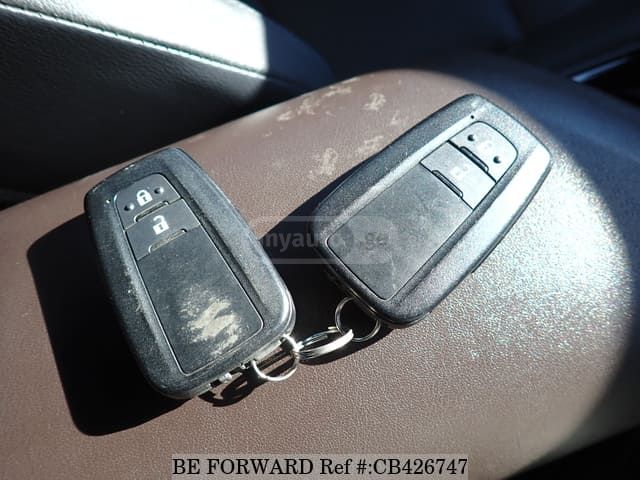 Toyota CHR - фото 12