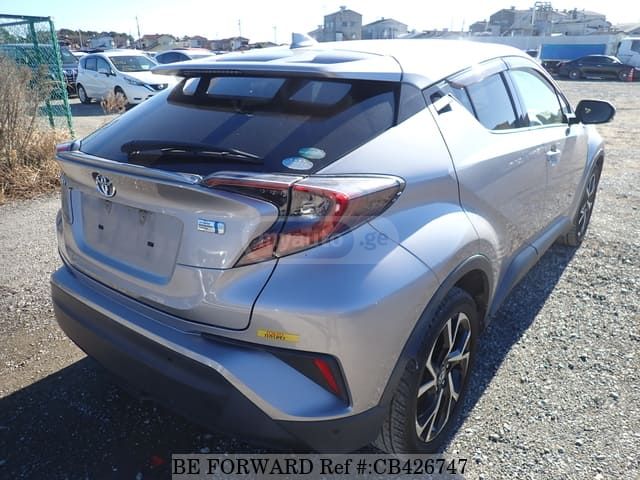 Toyota CHR - фото 6