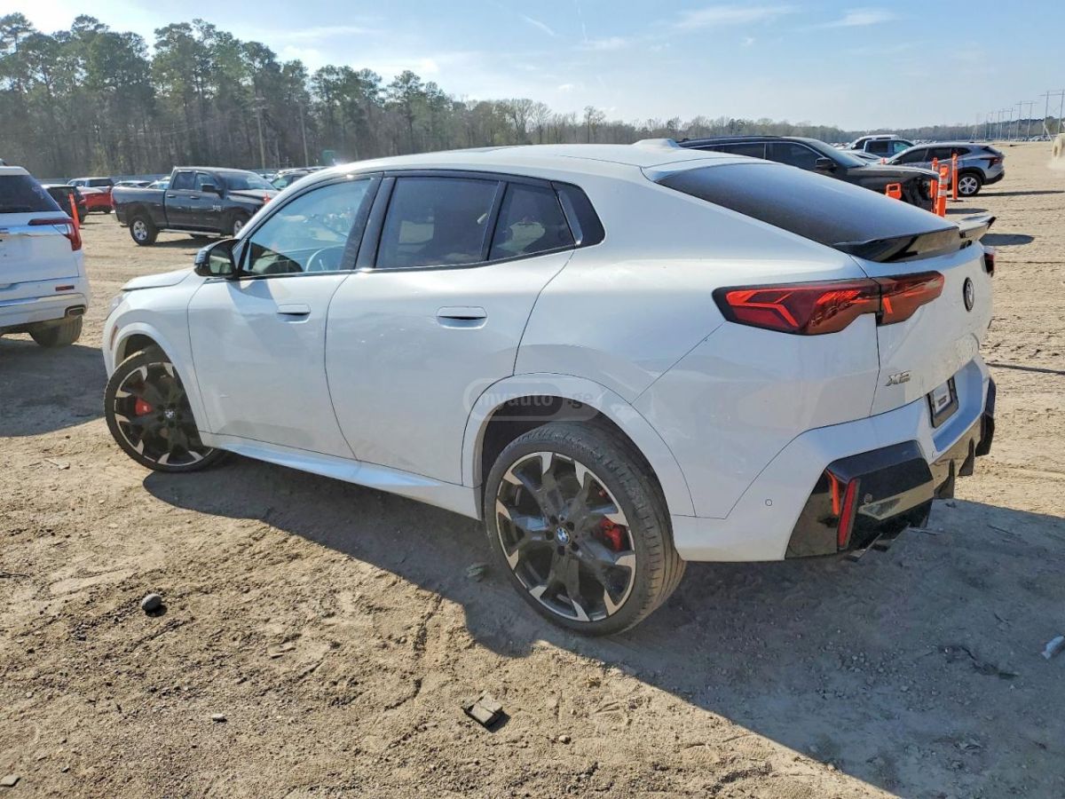 BMW X2 M35 2025 — миниатюра 2