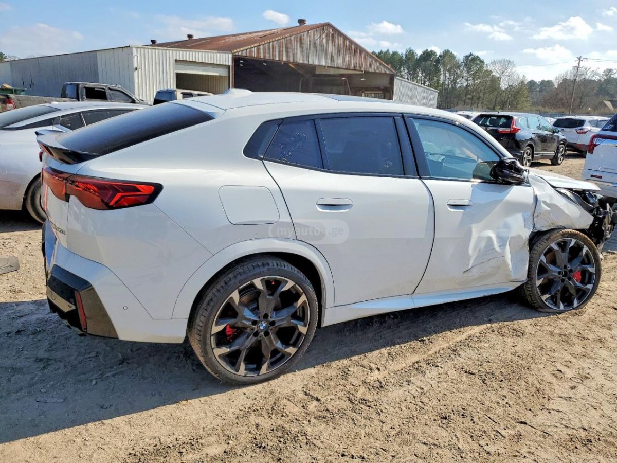 BMW X2 M35 2025 — миниатюра 3