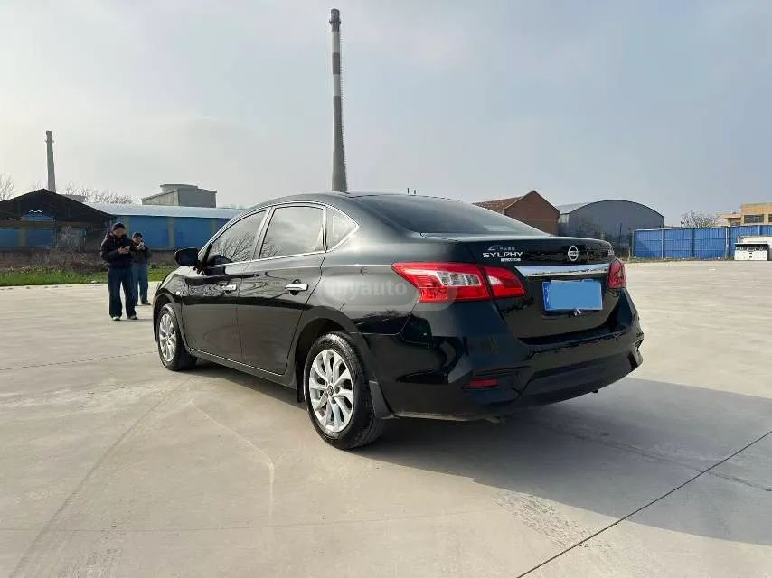 Nissan Sylphy 2021 — миниатюра 4