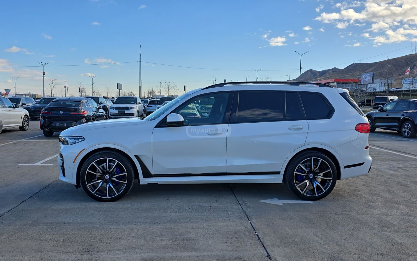 BMW X7 - фото 4
