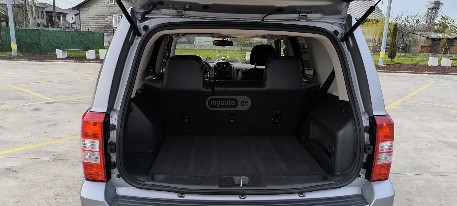 Jeep Patriot - фото 9