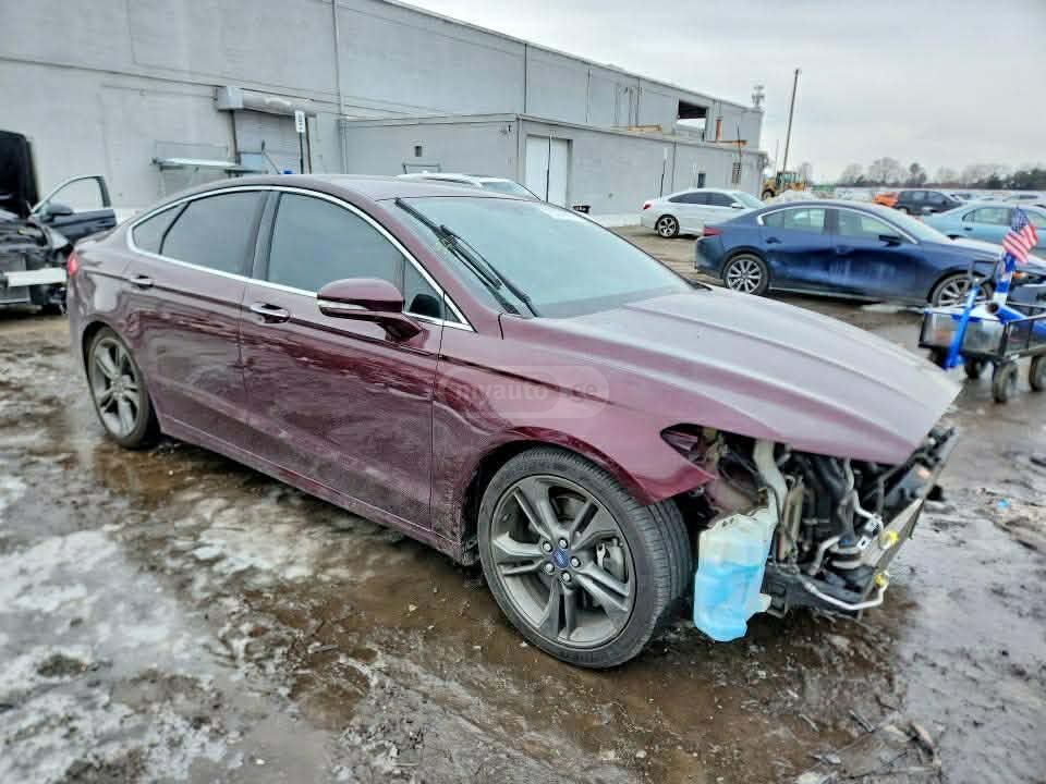 Ford Fusion - фото 10