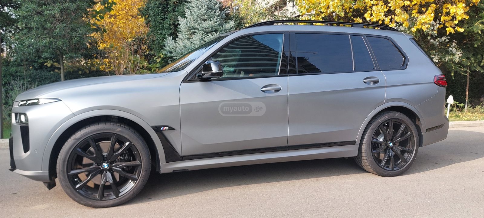 BMW X7 - фото 3