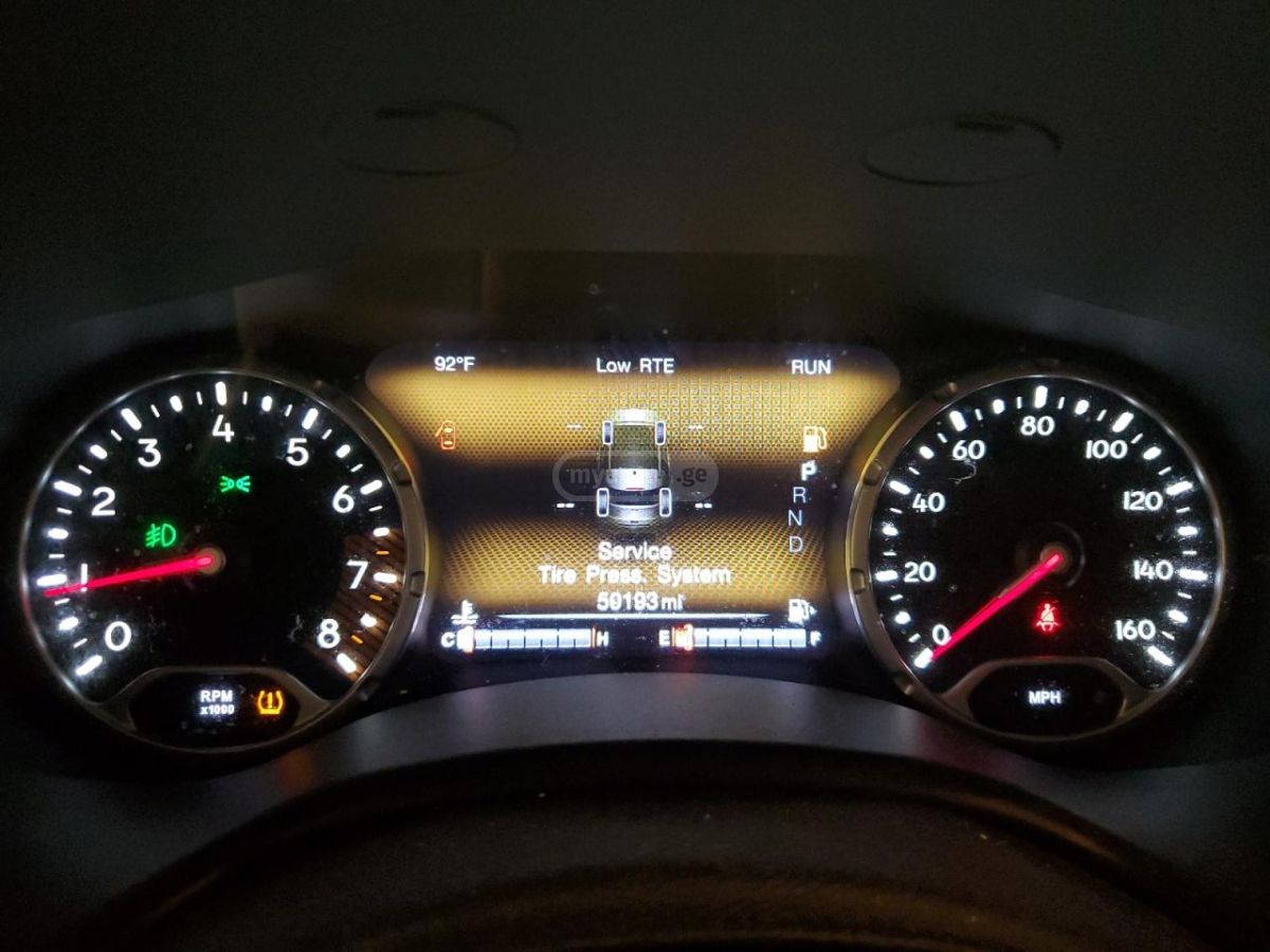 Jeep Renegade - фото 9