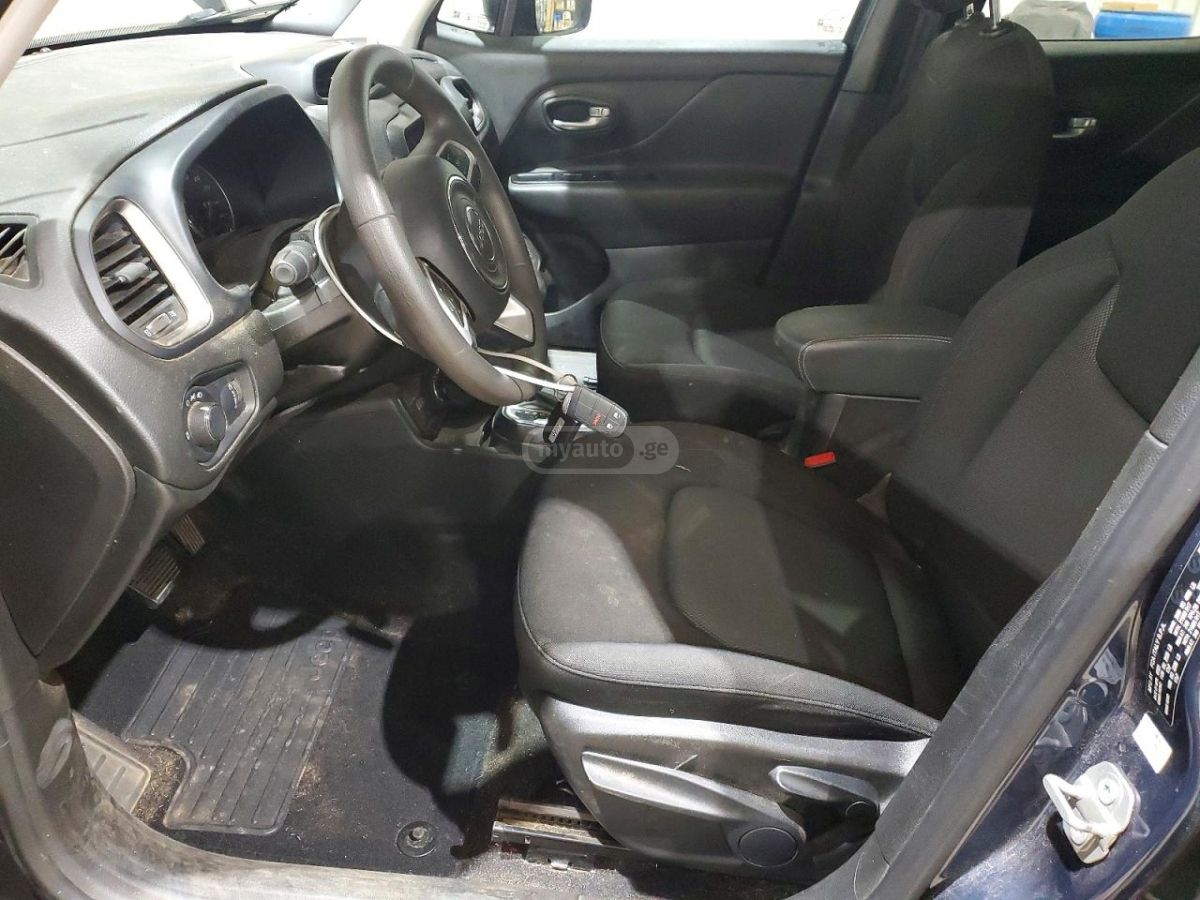 Jeep Renegade - фото 7