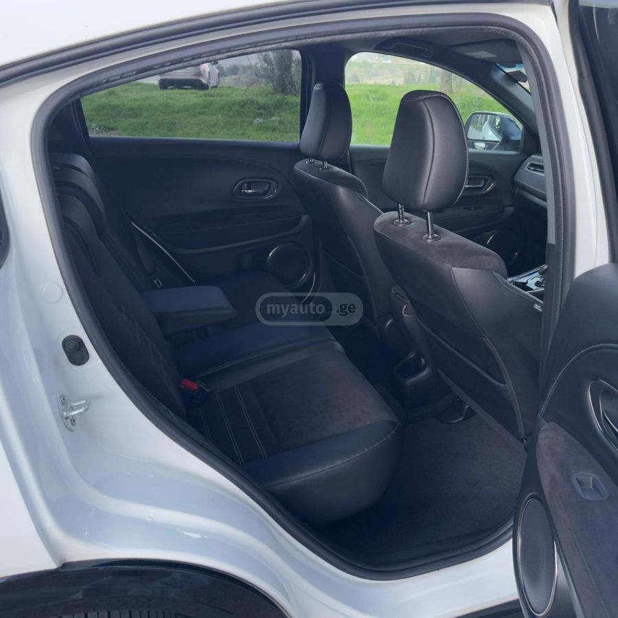 Honda Vezel - фото 6