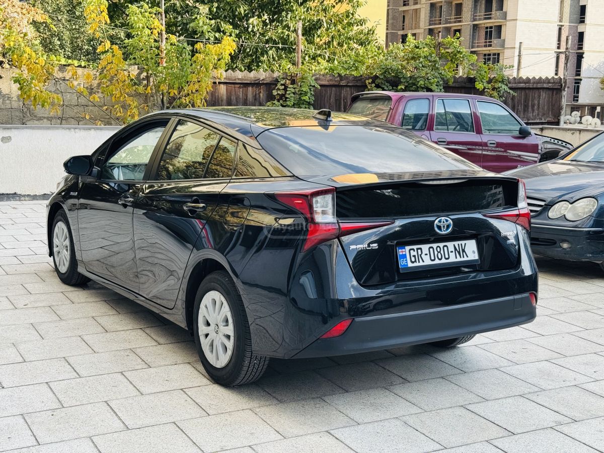 Toyota Prius - фото 5