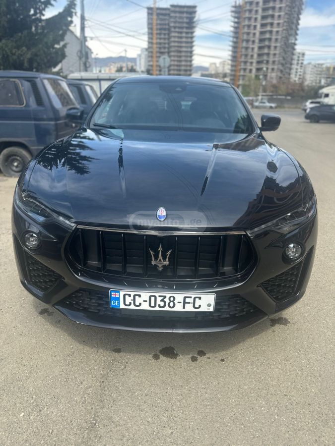Maserati Levante - фото 7