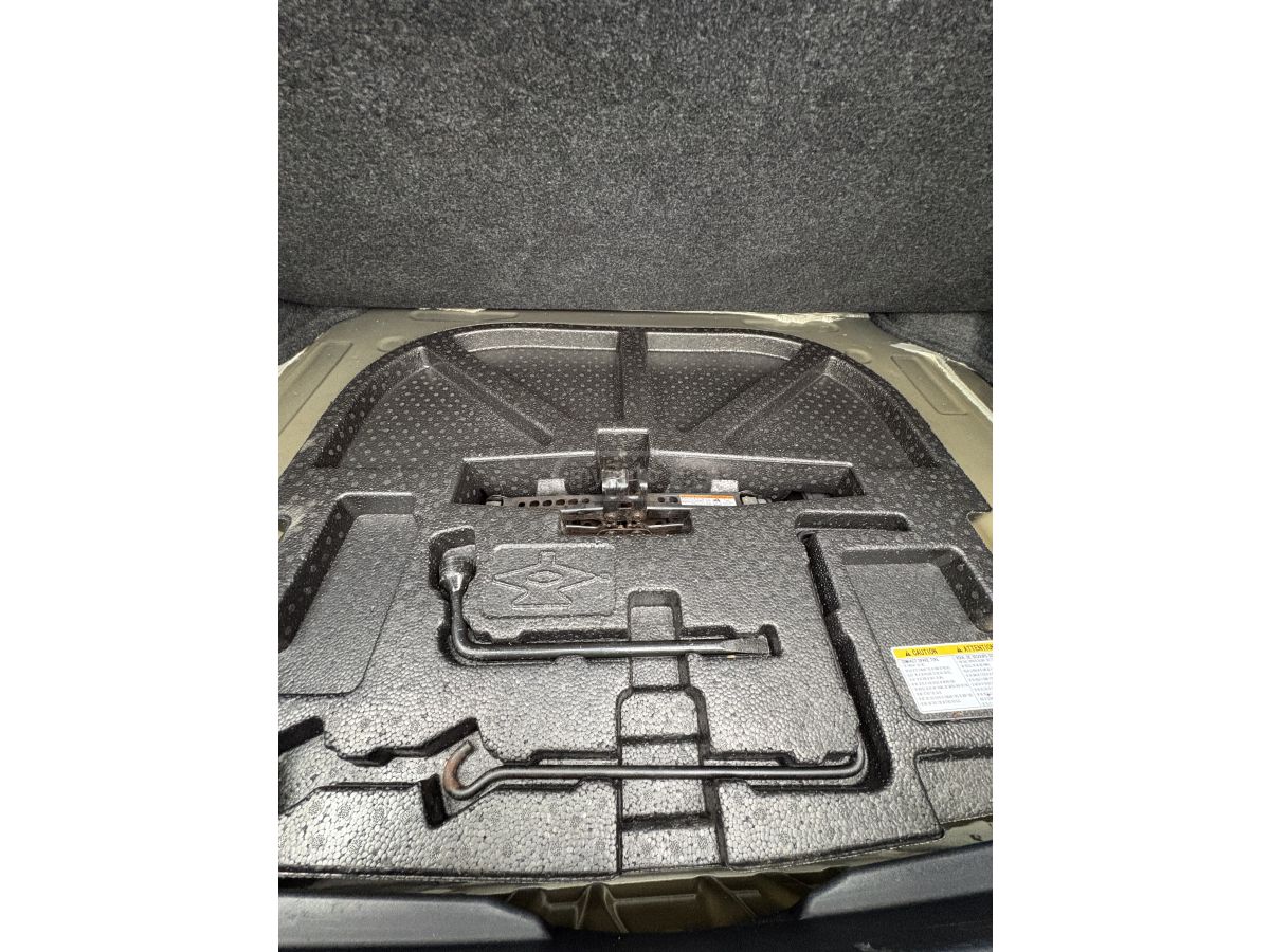 Toyota Camry - фото 14