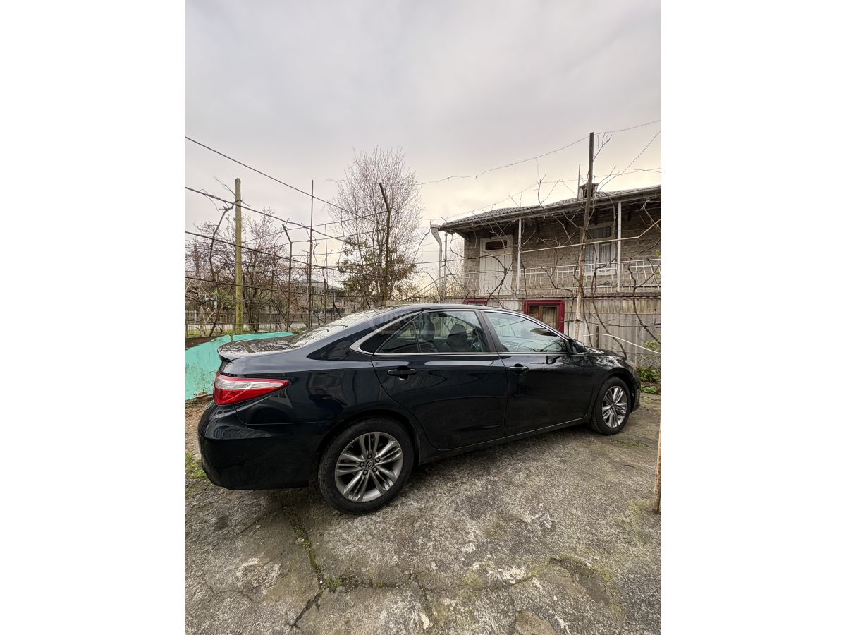 Toyota Camry - фото 5