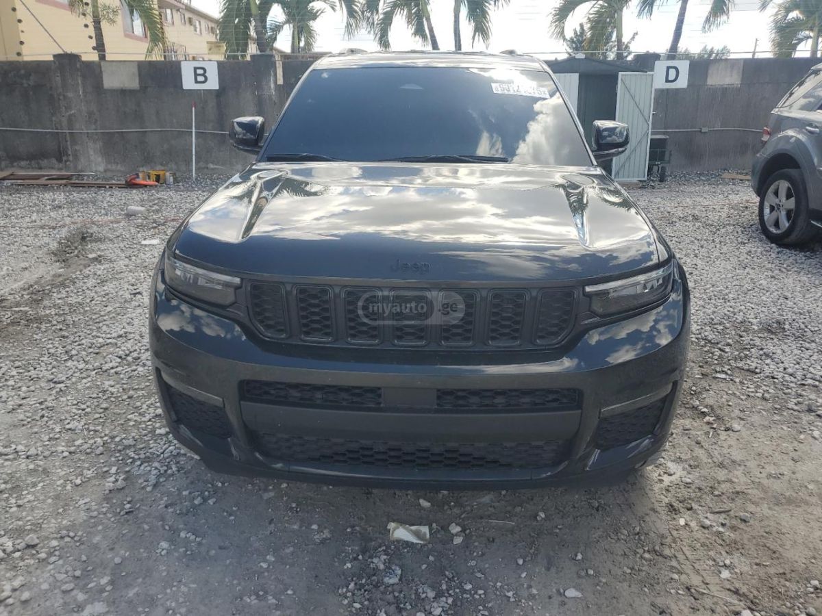 Jeep Grand Cherokee - фото 5