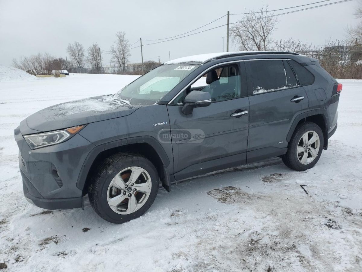 Toyota RAV 4 - фото 1