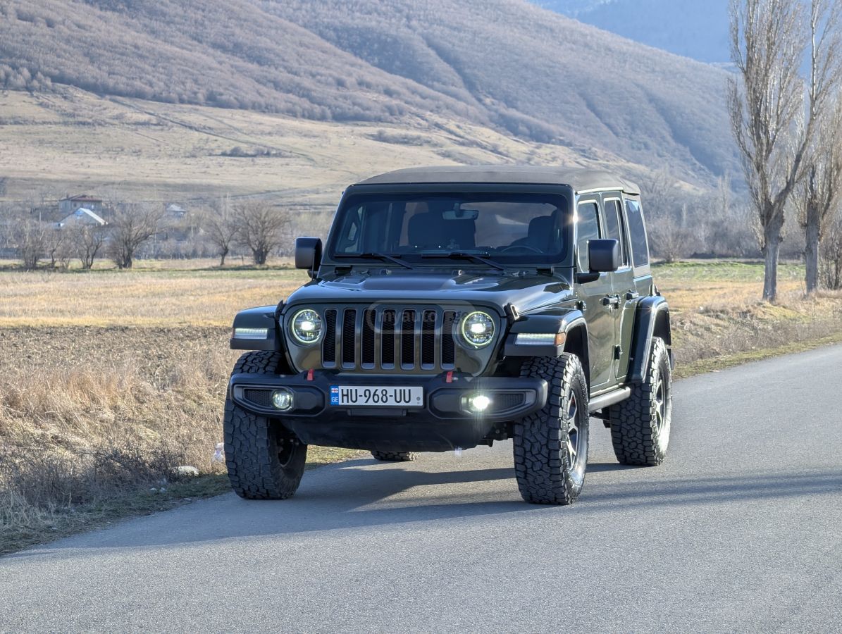 Jeep Rubicon 4dr 4x4 Manual — миниатюра 3
