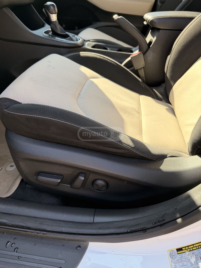 Hyundai Elantra GT - фото 6