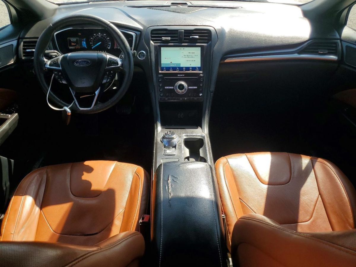 Ford Fusion - фото 8