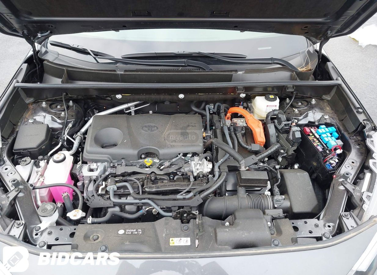Toyota Rav 4 - фото 8