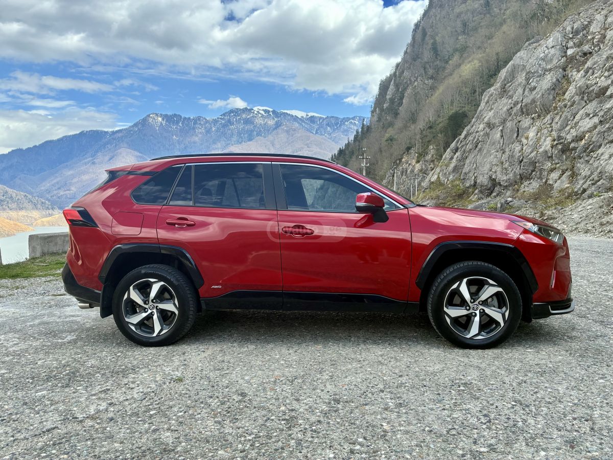 Toyota RAV 4 - фото 4
