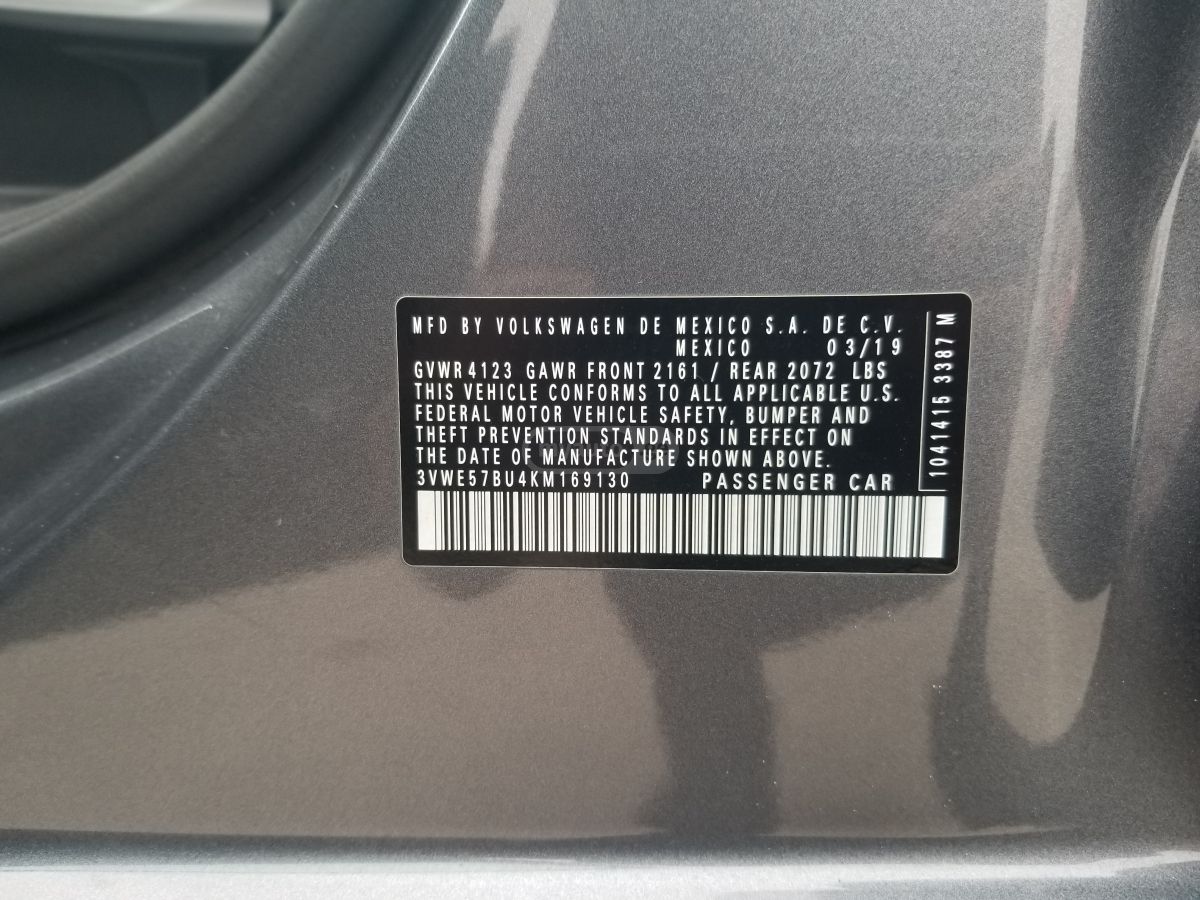 Volkswagen Jetta - фото 10