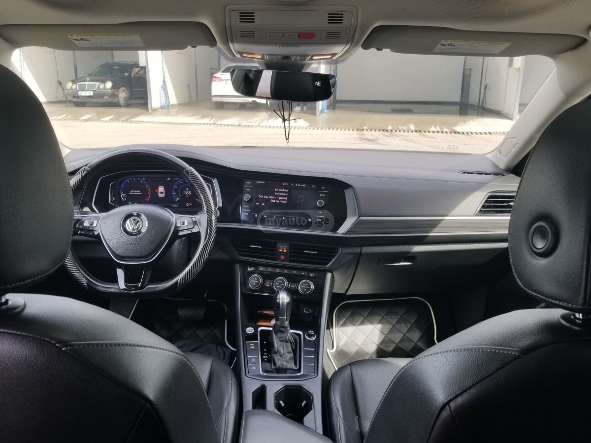 Volkswagen Jetta - фото 8