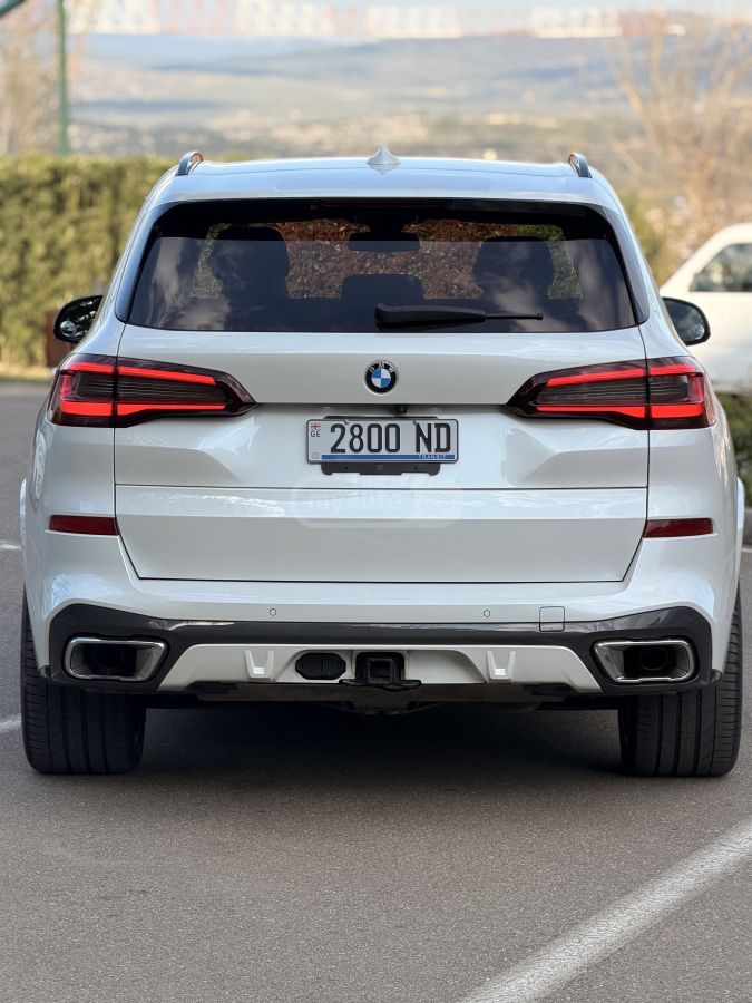 BMW X5 - фото 3