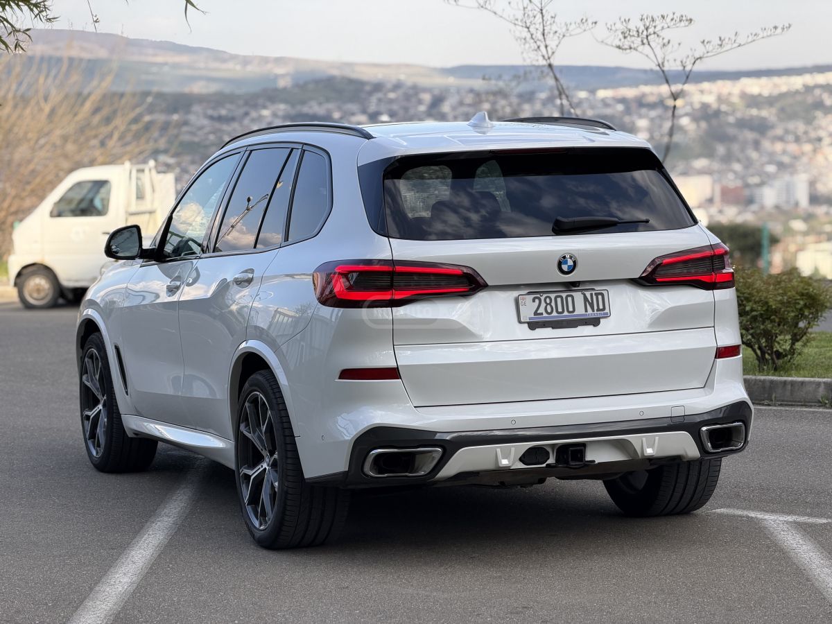 BMW X5 - фото 5