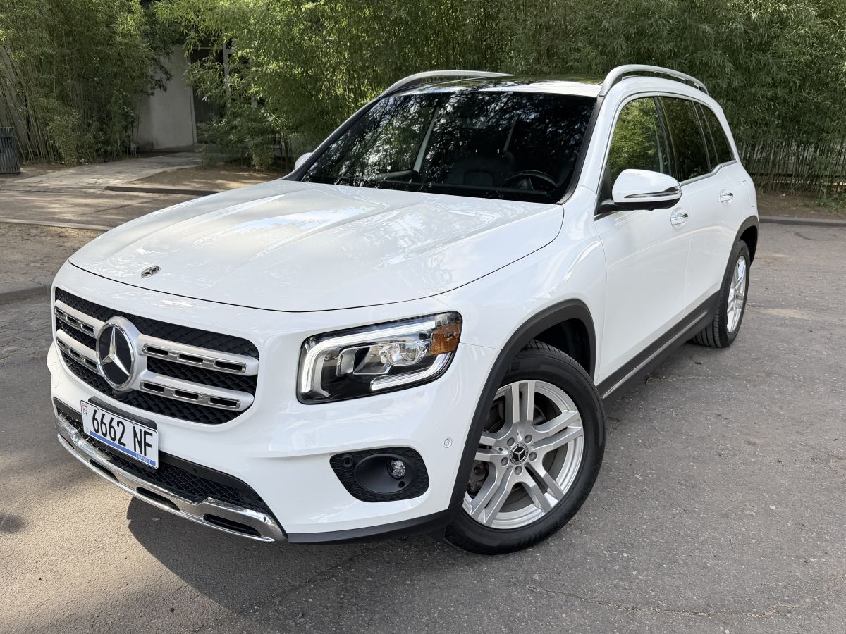 Mercedes-Benz GLB 250 - фото 1