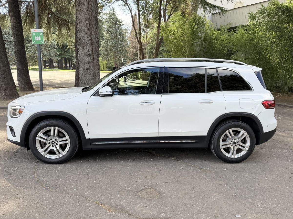 Mercedes-Benz GLB 250 - фото 10