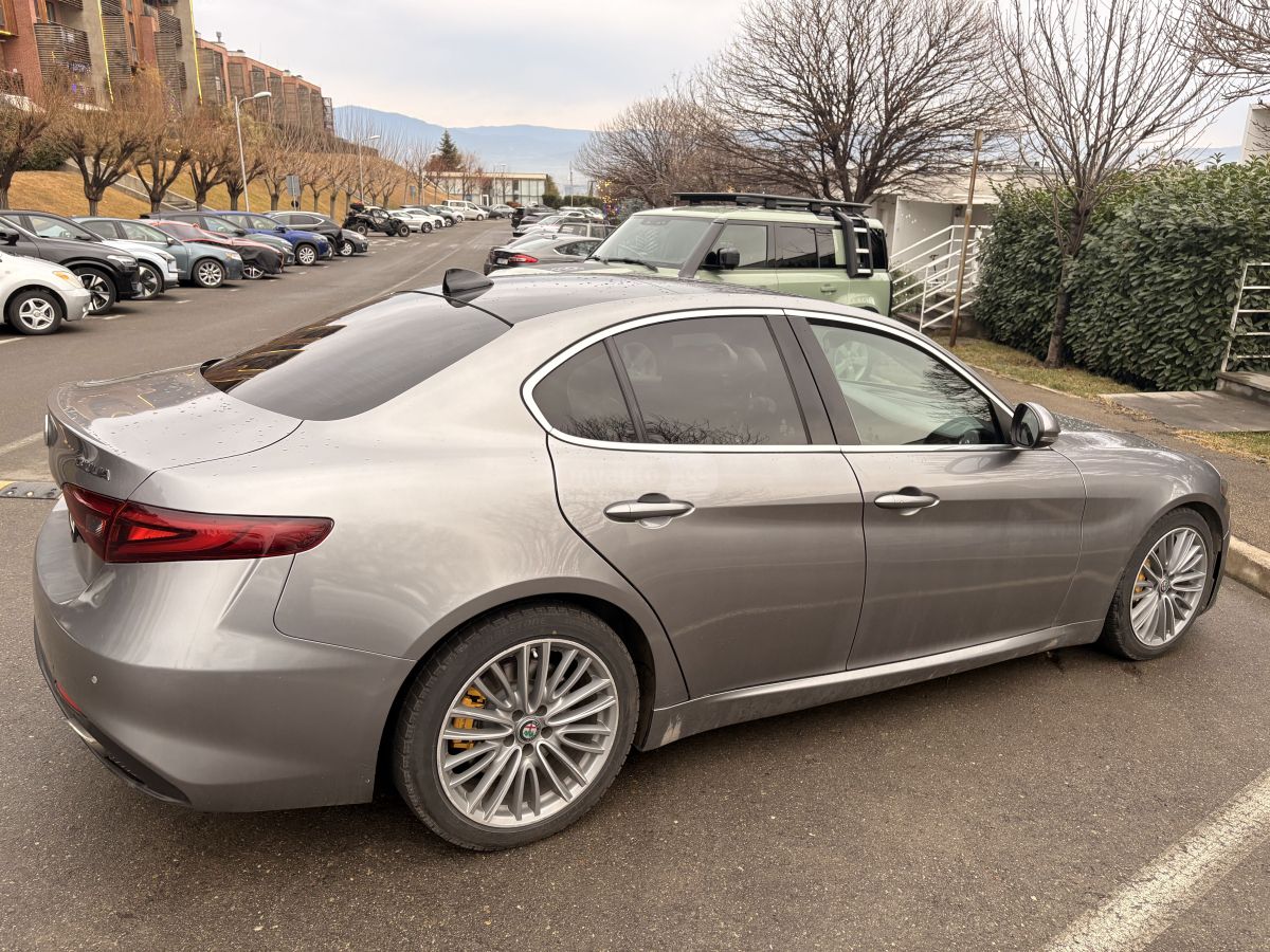 Alfa Romeo Giulia - фото 5