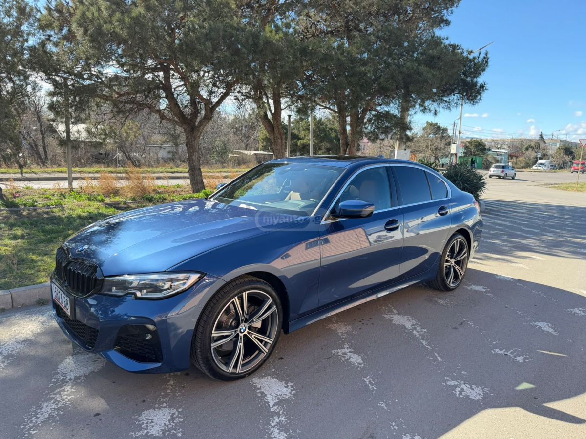 BMW 330 - фото 3