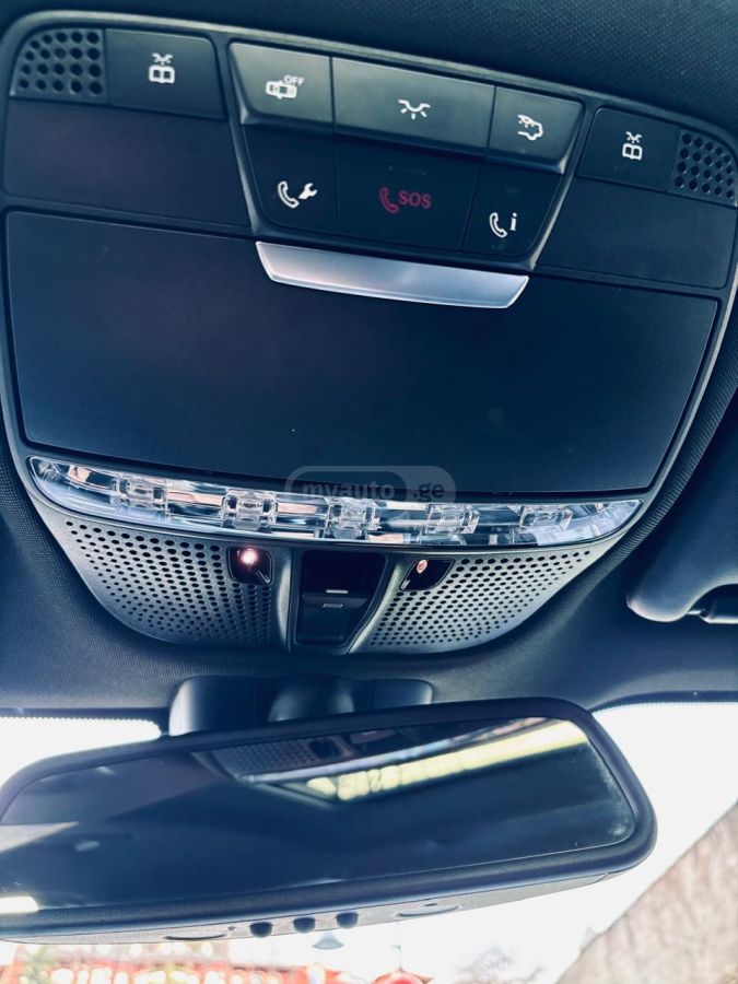 Mercedes-Benz GLC 300 - фото 11