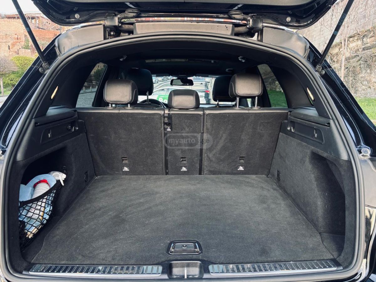 Mercedes-Benz GLC 300 - фото 9