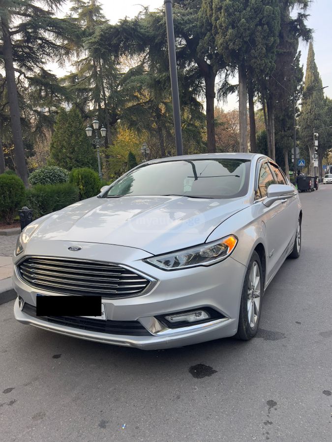 Ford Fusion - фото 5