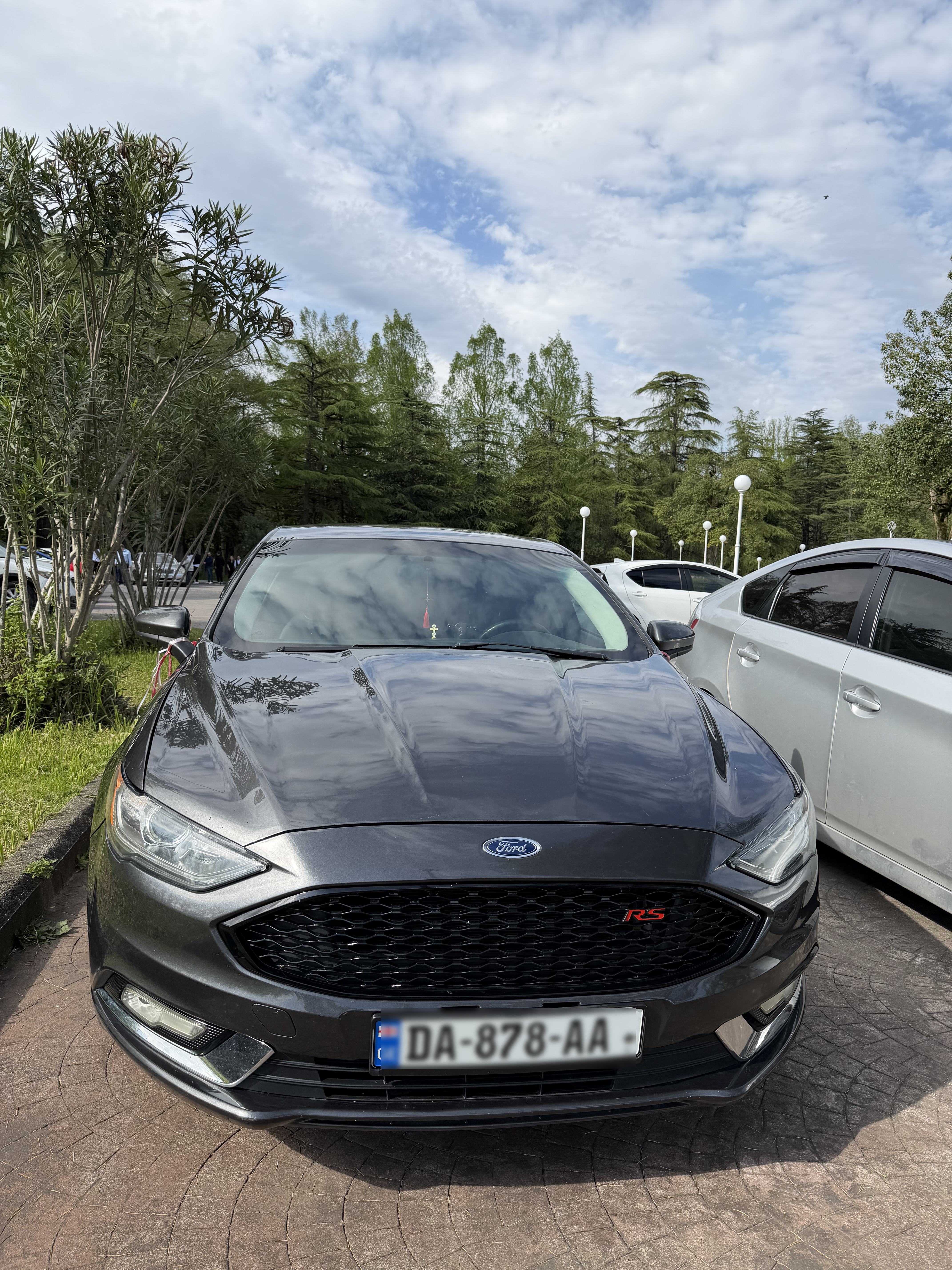 Ford Fusion - фото 1