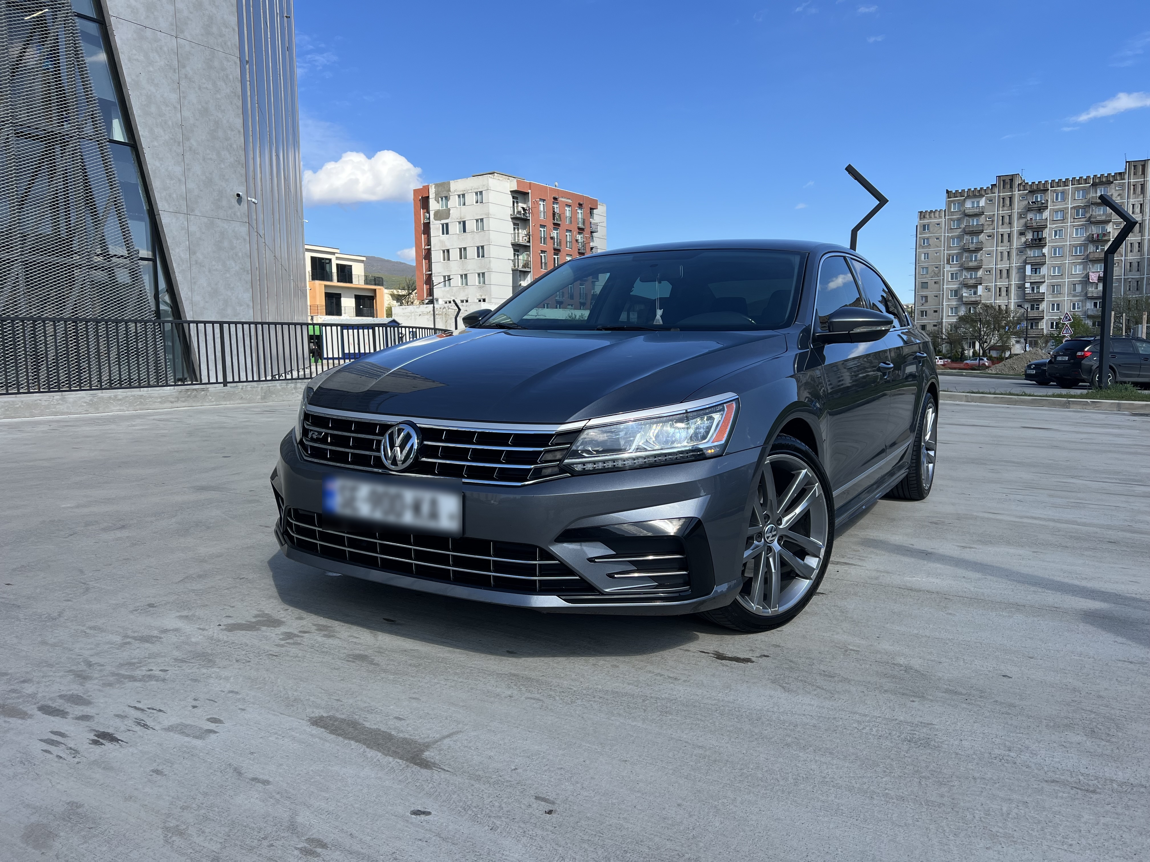 Volkswagen Passat - фото 1