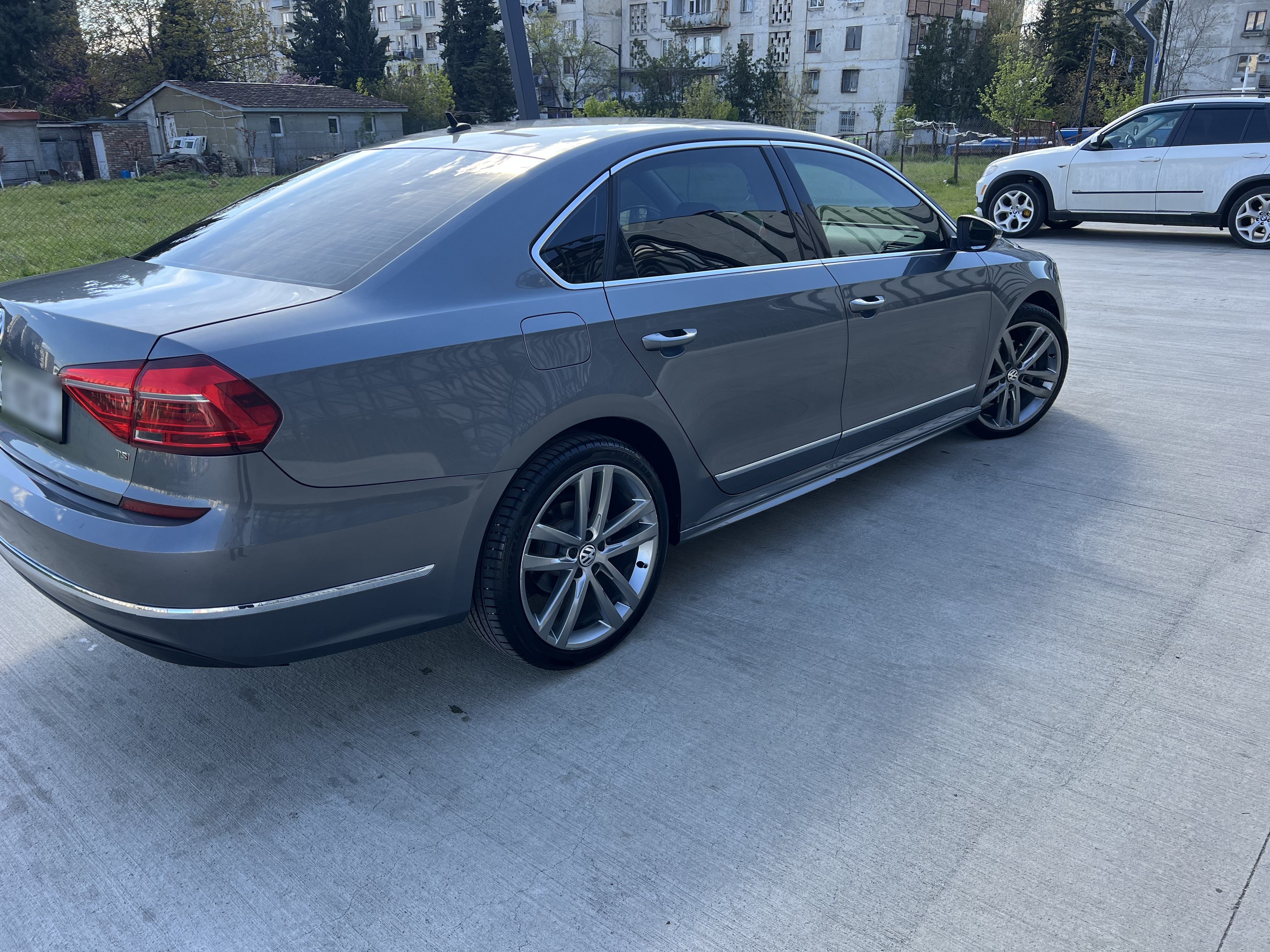 Volkswagen Passat - фото 3