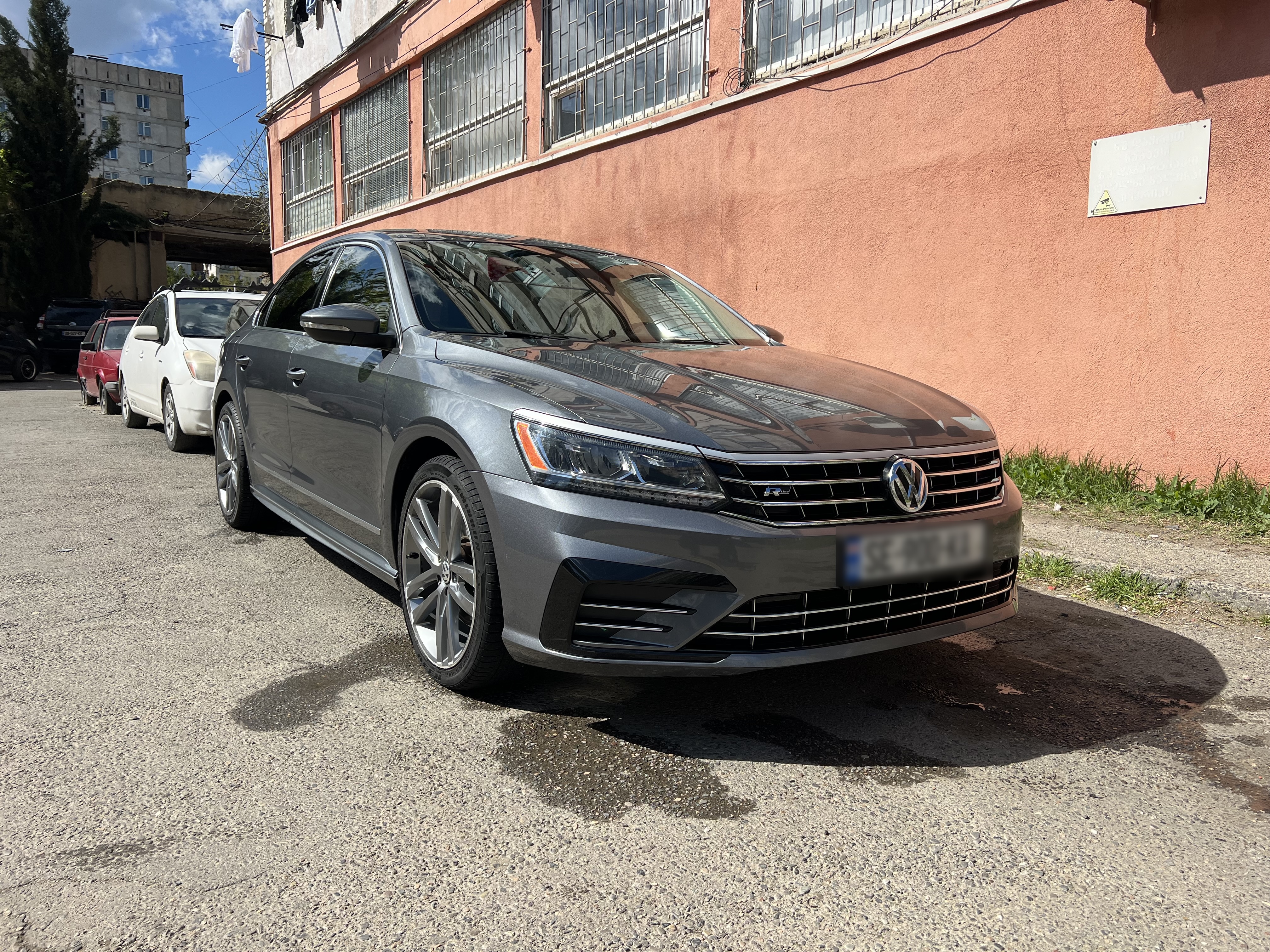 Volkswagen Passat - фото 6