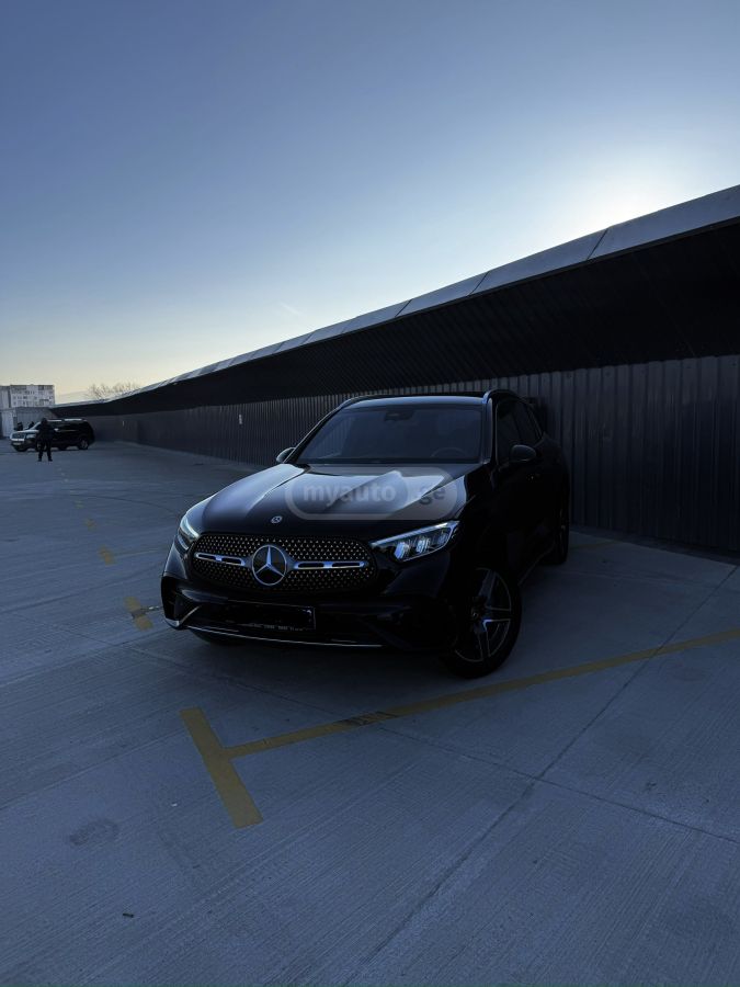 Mercedes-Benz - фото 10