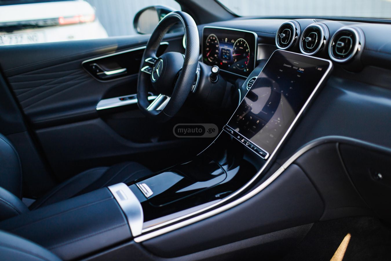 Mercedes-Benz - фото 3